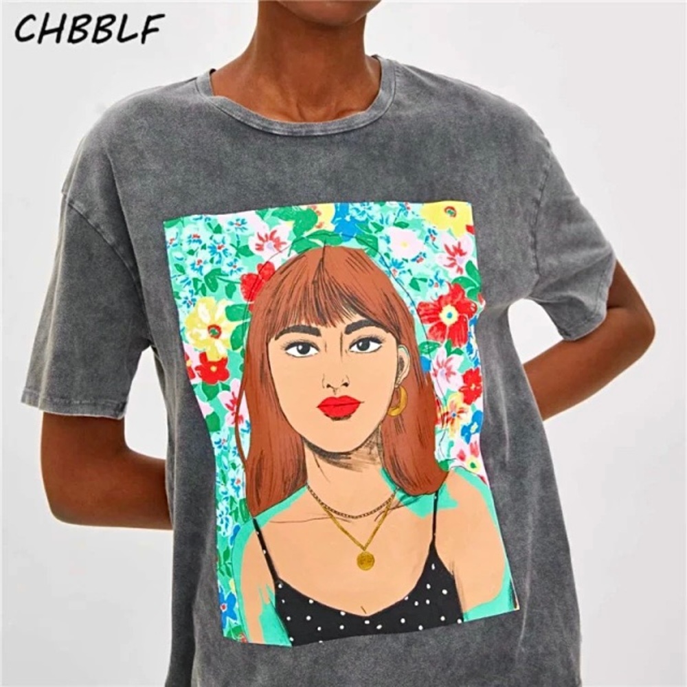 ZARA Graphic Charcoal T-shirt with Chic Woman & Floral Print